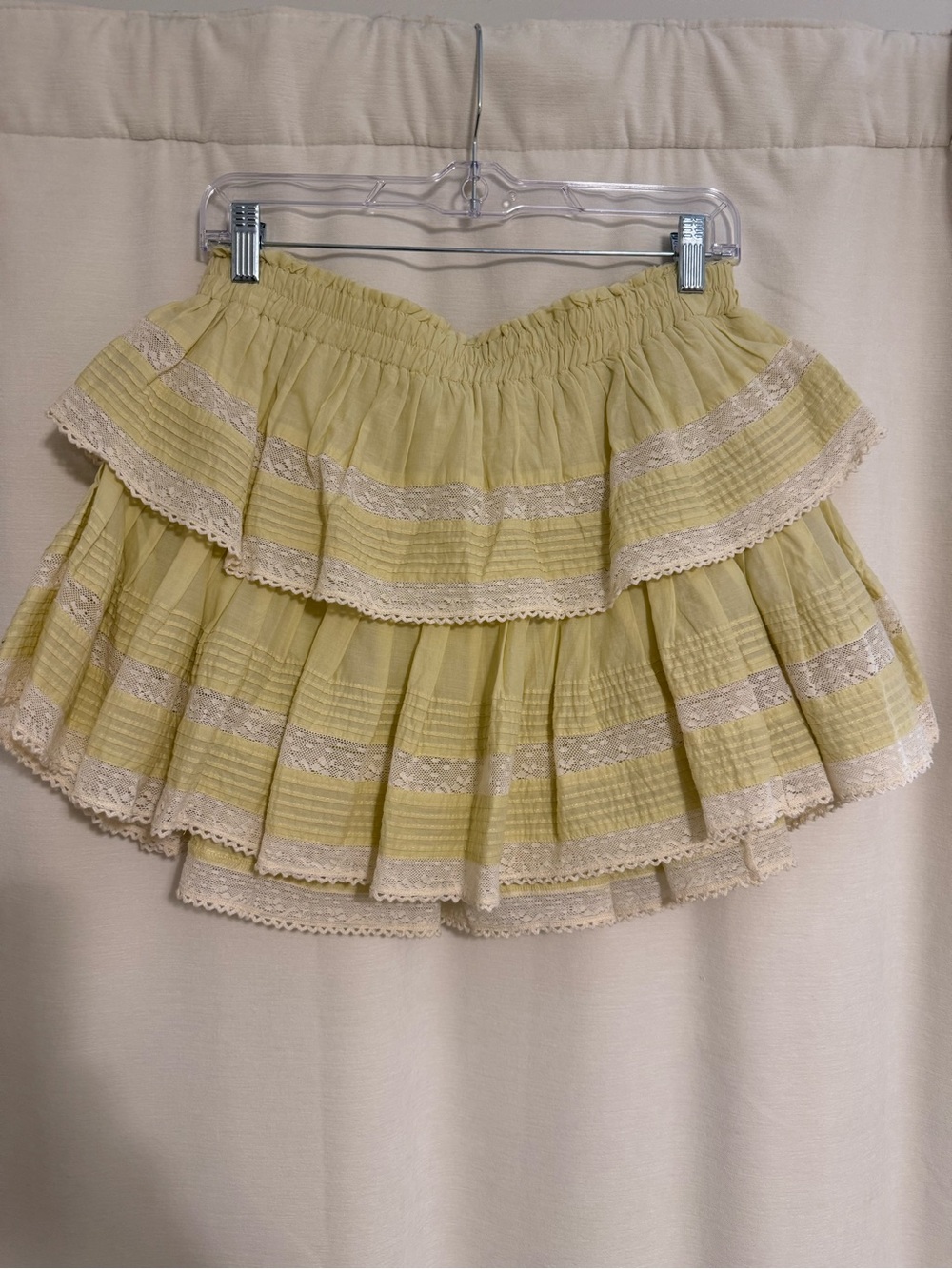 LoveShackFancy Pale Yellow Tiered Lace-Trim Mini Skirt
